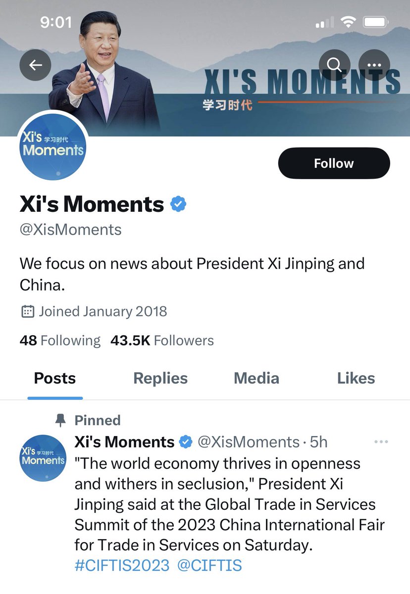 wenzhaocomment's tweet photo. 习近平的英文官方推特号开通了—Xi’s moments, 习的时刻。刚刚去验证了，确有其事。还只有4万多关注，也还没来得及把我等拉黑😄。加入时间显示是2018年，最近的更新显示是4小时前。也许是把一个老号改了名字了？ https://t.co/2BlCp4hsRq