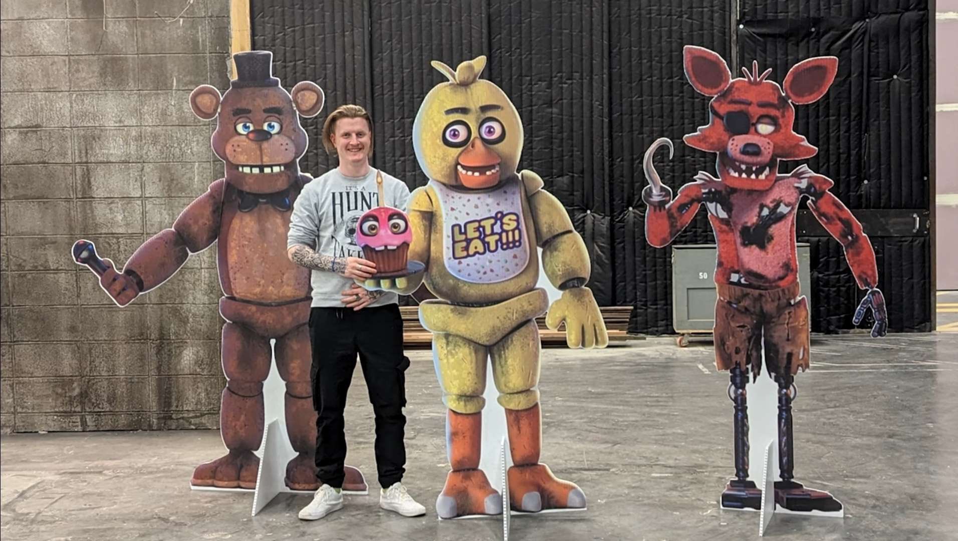 Fotos de Five Nights at Freddy's revelam bastidores de Freddy