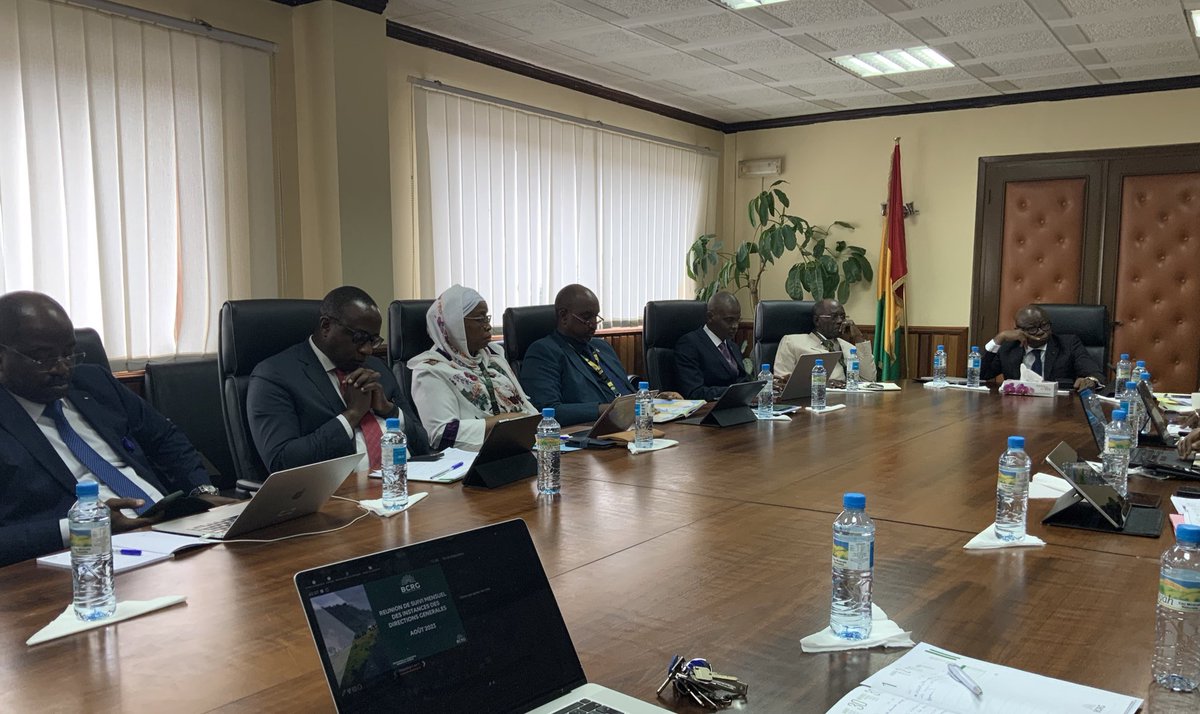 bcrggn's tweet image. #BCRG : Réunion de #suivi mensuel des #instances des Directions Générales, ce lundi 04/09/2023. Sous la présidence du 1er Vice-Gouverneur, les échanges ont porté sur les recommandations et activités réalisées au mois d’août, et les prévisions de septembre 2023.