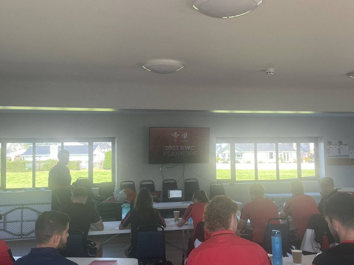 Linsbridge's tweet photo. What a drive! Made my way up last night to Bala ready for todays session with @WRU_Community @RGCNews Hub Officers talking all things Safeguarding &amp; Integrity @BalaRfc @BenRose9980 up next! #WeAreWelshRugby #WRUSafeguarding #KeepRugbyClean #KeepRugbySafe #StayONSIDE https://t.co/pZc9zjW5t3