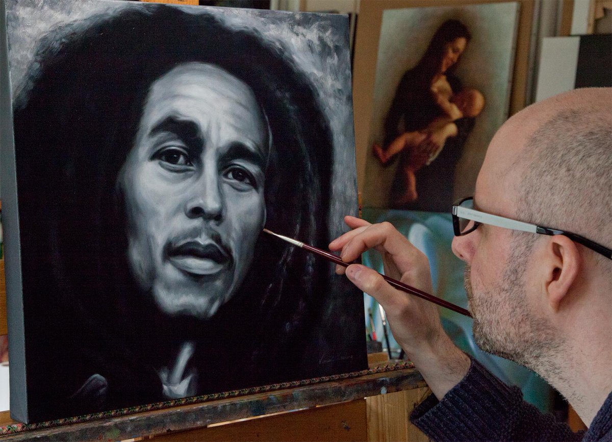 VincentKeeling's tweet photo. Here's one of me painting Bob Marley. Struggled with this one more than I should have, but I think I got him in the end. #bobmarley https://t.co/KTzTgt9Rw7