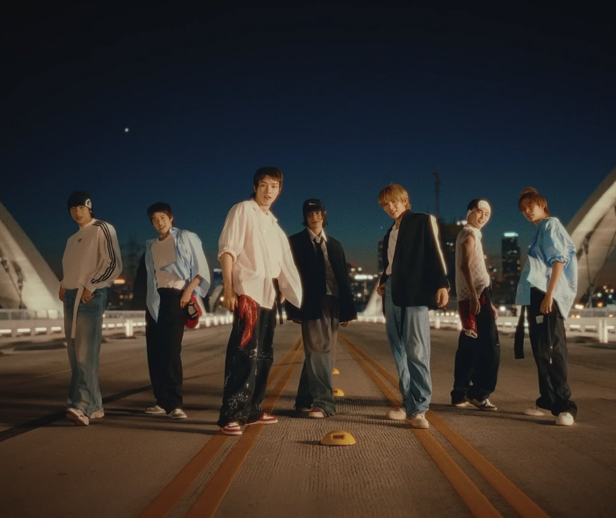 _sunriize's tweet image. congratulations on your debut, @RIIZE_official 🥳🎉 sunz will always be here to support and love you. let’s be together for a long long time!