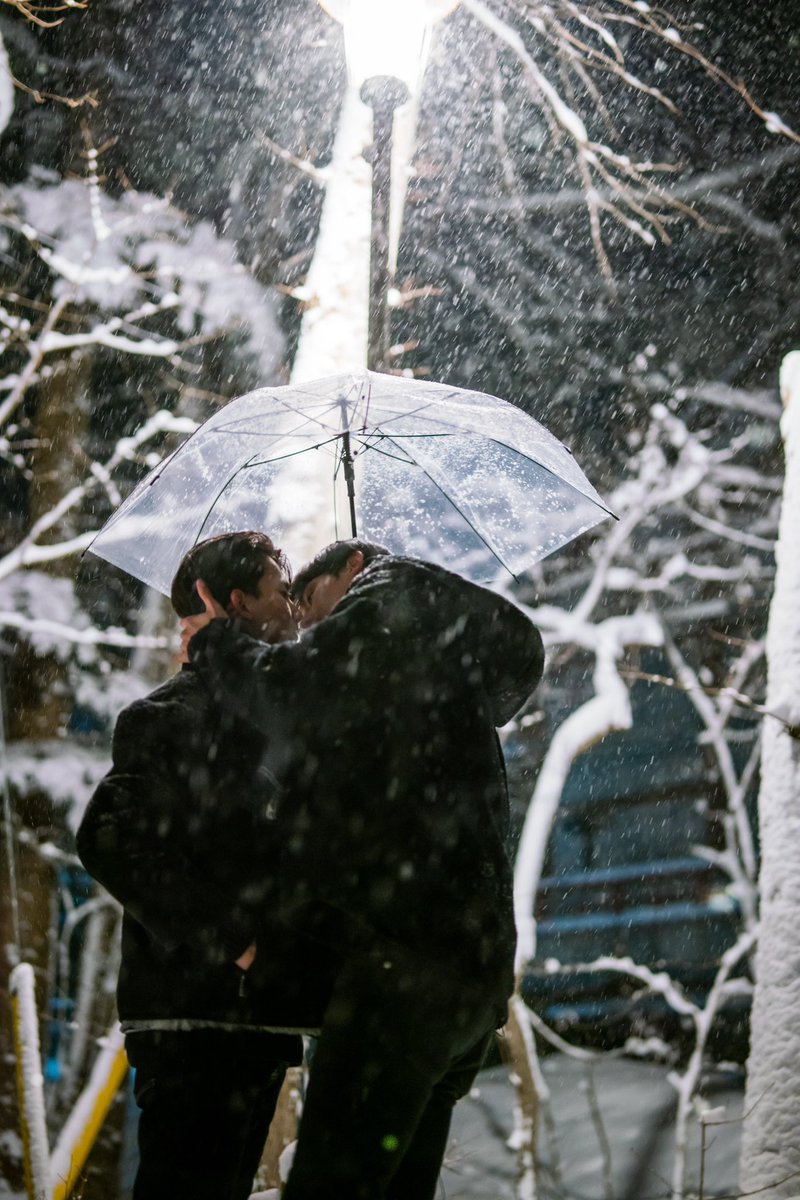 firstfh5's tweet image. First snow with you. ❄️ 

BeMineSuperStar EP10
#BMSSep10