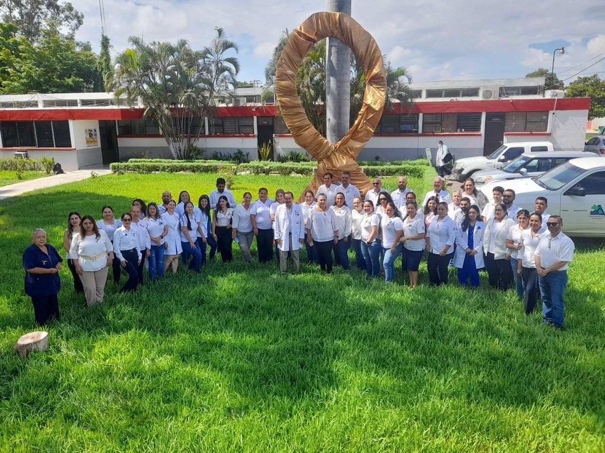 capalosmochis's tweet photo. Mes de la concientisación del cancer infantil. https://t.co/oevgc0EnTD