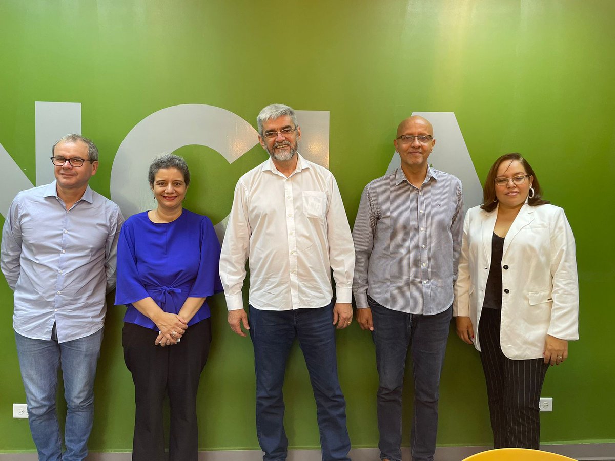 🇵🇦🇺🇳 Este lunes el Secretariado de la #csatuca, @RafaelFreireCSA, @KairaReece, y @cicero_csa, se reunió con el Director Regional para América Latina y Caribe de la #OCD de las #NacionesUnidas, Roberto Valent, y Dayanara Medina, Coordinadora de Programas #Panamá de la @ONUMujeres.