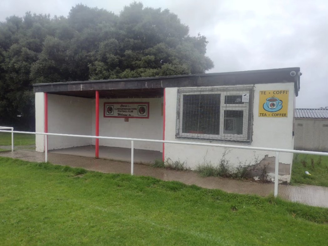 moox31020's tweet photo. Llanfairfechan Town Football Club
Recreation Ground
Founded 1870
Capacity 1,000
North Wales Coast East Division
#welshfootball #NonLeague #groundtastic https://t.co/MAjTVJbC9F