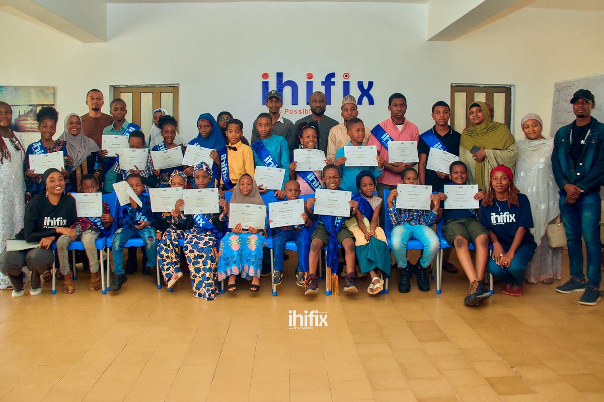 ihifix's tweet photo. Experience the joy of our Digital Summer Bootcamp and Digital Academy graduation with pictures.
Our brilliant students showcased their achievements to their proud parents after an incredible 20-day journey.
#digitalbootcamp #technology #Techeducation #summerbootcamp #kaduna https://t.co/IraecYV2Cx