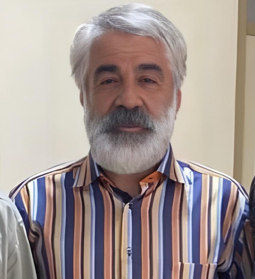 sonofniche's tweet image. ۱۳ روزه خبری از آقا ماشاالله نیست، از آقا ماشاالله بگیم که جرمی جز پدر بودن نداشت، فراموشش نکنیم...
#ماشاالله_كرمی