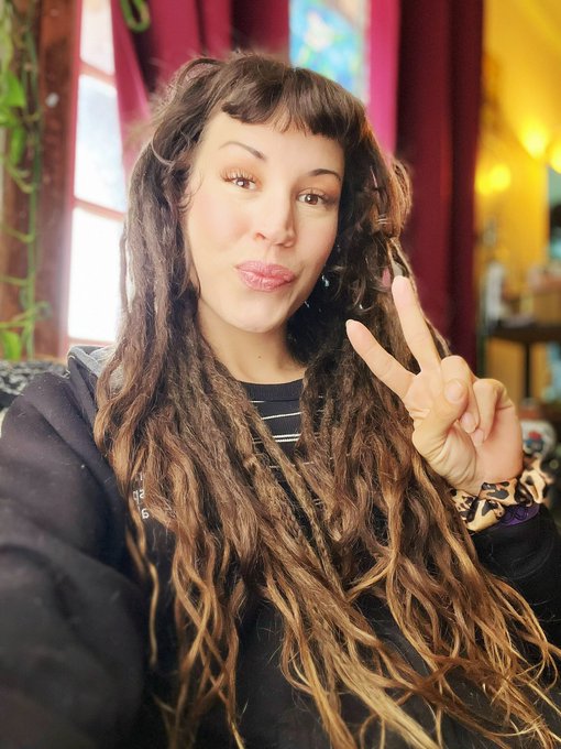 Did my eyelashes and put some makeup on. Feeling more human. Pain is not too bad. The fatigue and constipation<a href="/tag/throwback"class="tags"><span>#throwback</span></a>