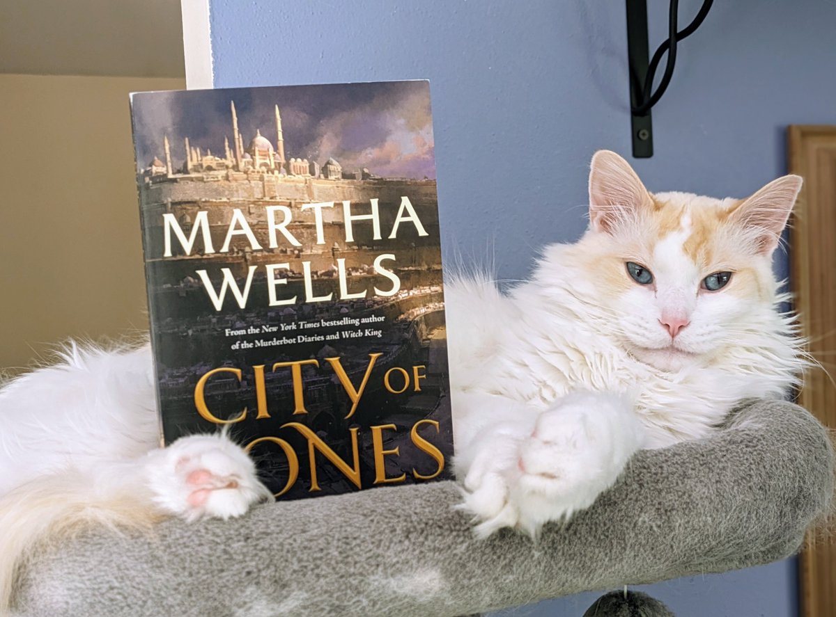 A reissue of @marthawells1 #CityofBones comes out tomorrow. I remember reading this years ago and being impressed with its uniqueness among all the #fantasy and #scifi I'd read and how impressive the writing and storytelling are. If you missed it the first time, get it now!