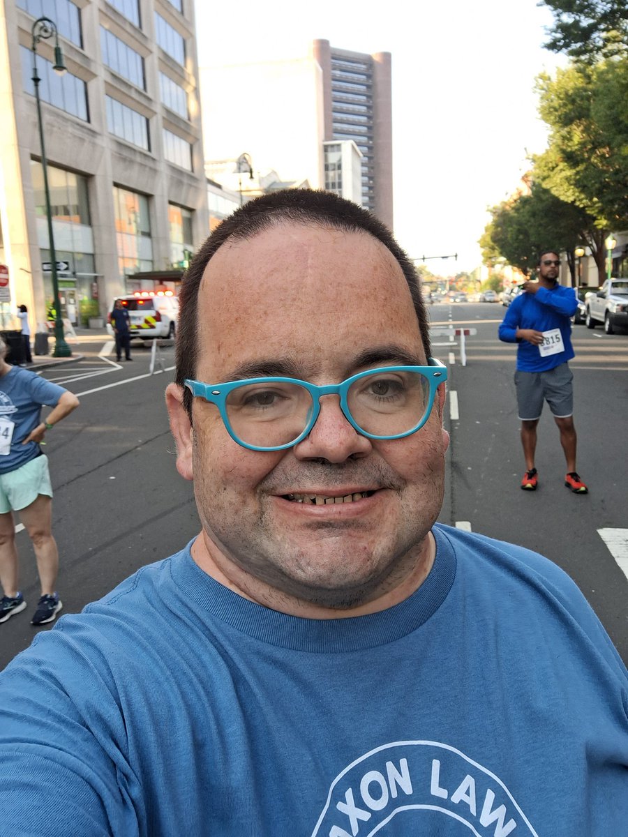 infosecdoolz's tweet photo. How it started today for the labor day 5k

VS

How it ended.

Traded staircaseBOSS for hillBOSS and went from mario speed running to IRL running these past three years!

Diabetes can go !downinahole https://t.co/g6CPuZThd0