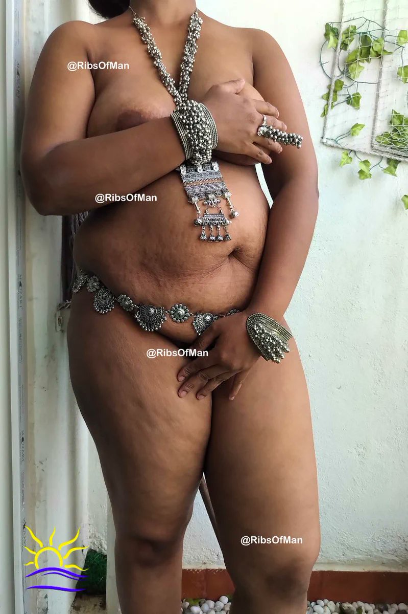 Ribsofman's tweet photo. #Nostalgia post. #நிர்வாணராணி
“The human heart has hidden treasures, In secret kept, in silence sealed; The thoughts, the hopes, the dreams, the pleasures, Whose charms were broken if revealed.” ― Charlotte Brontë

#Egyptian #jewelry #Queen #nakedparade #jewellery https://t.co/CrTWEfSUVM