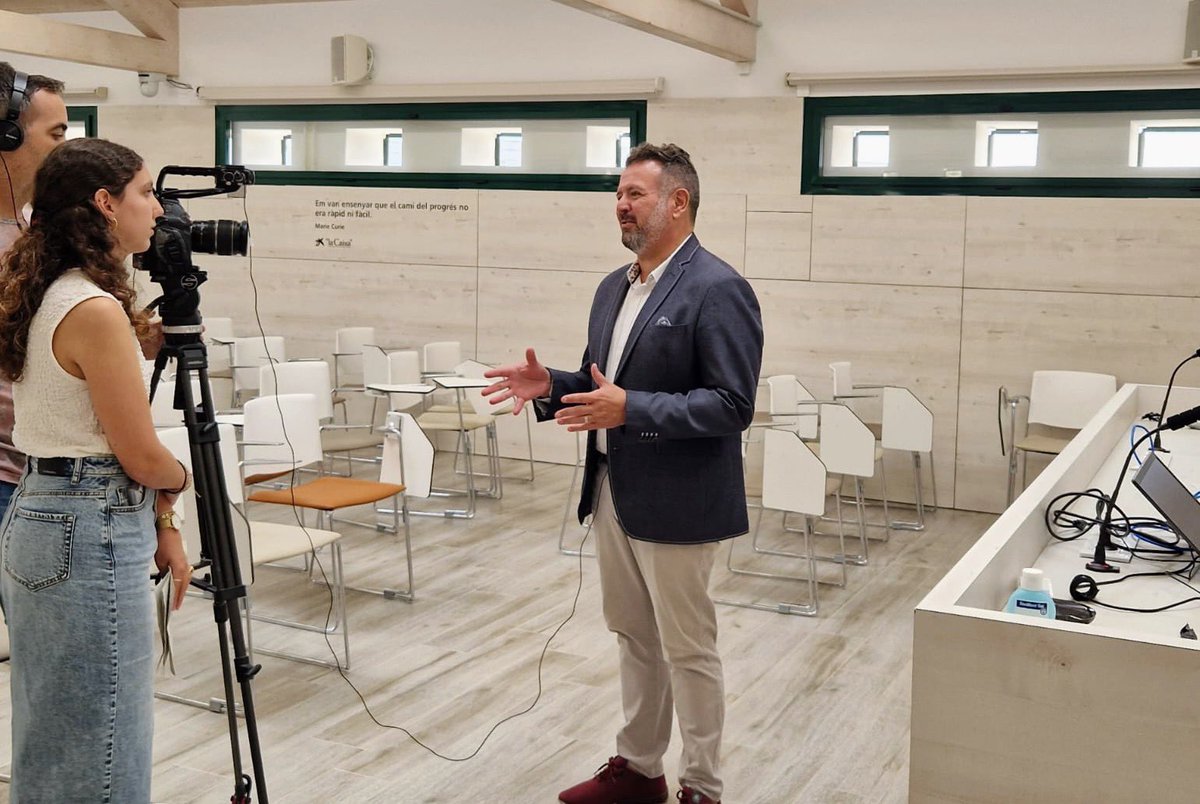 djavierreh's tweet photo. #enforMMa llega a @hggranollers con el apoyo de @AEAL_ ENHORABUENA a su equipo de profesionales y su compromiso con las personas que conviven con #MielomaMultiple Actividad física segura y adecuada para mejorar calidad de vida! #DiaMundialMielomaMultiple @SanofiES @campussanofi https://t.co/PqeUe8LLvQ
