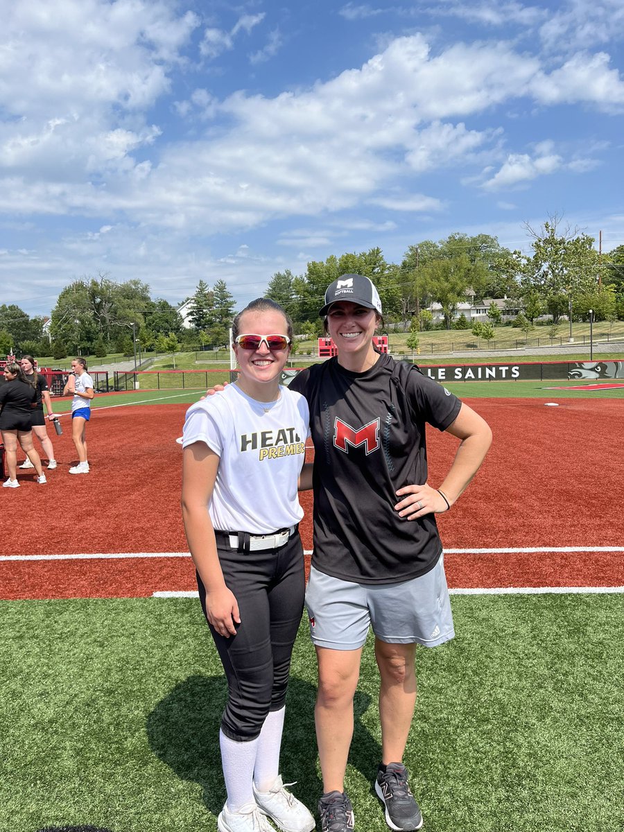 Had a blast this morning at the <a href="/MaryvilleSB/">Maryville Softball</a> softball camp. I appreciated the advice that the coaches gave me during drills.  Can’t wait for 50/50 Katie to go back! Thanks to Coach Conley and the other coaches and players who helped-especially <a href="/jennakosnoff/">Jenna Kosnoff</a> !  <a href="/HeatPremier08/">Heat Premier 18U</a>