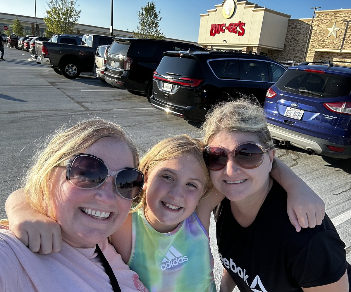 Christina Neal tweet media