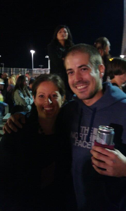 favio931's tweet photo. @MarneyGellner Yo Marnes! Do you recall being at the black eyed peas concert in minot 12 years ago? https://t.co/t6ve0vSims