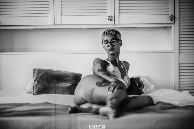 Classy ✨ https://t.co/yPOog0qsaX<a href="/tag/foot"class="tags"><span>#foot</span></a><a href="/tag/footfet%C4%B1sh"class="tags"><span>#footfetısh</span></a><a href="/tag/feet_lover"class="tags"><span>#feet_lover</span></a><a href="/tag/feetfethish"class="tags"><span>#feetfethish</span></a>