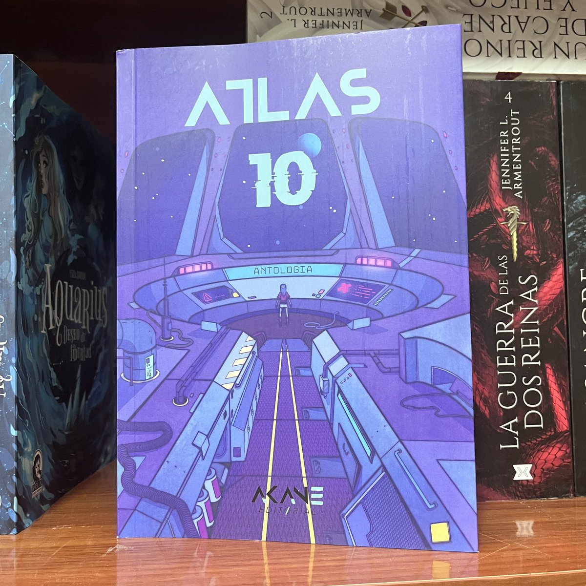 TeConAisha's tweet photo. Mirad lo que he encontrado en @LibreriaBotica de Santa Catalina 👁️👁️ https://t.co/jf4u6qoGGG