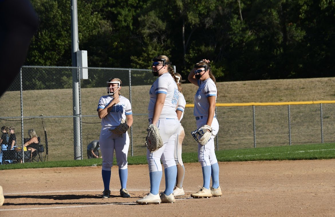 The girls came up just a little short yesterday at the Curt Ross Memorial Tournament.  The won the first game 14-4, then lost the second 3-0 which put us down to play for 3rd place.  They won that one 7-5 to take 3rd in the 18open division.  Not to shabby for a 15A team!
