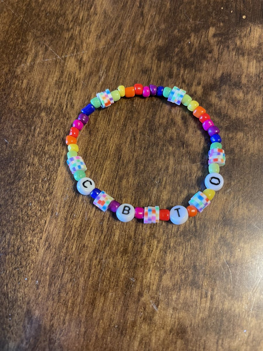 downs4u's tweet image. 12 days left till our boys @jonasbrothers come to Omaha for @nickjonas birthday and I’ve officially started my trading bracelets. First one done only a 100 left to do lol 😂. Im getting so stoked we are almost to d-day