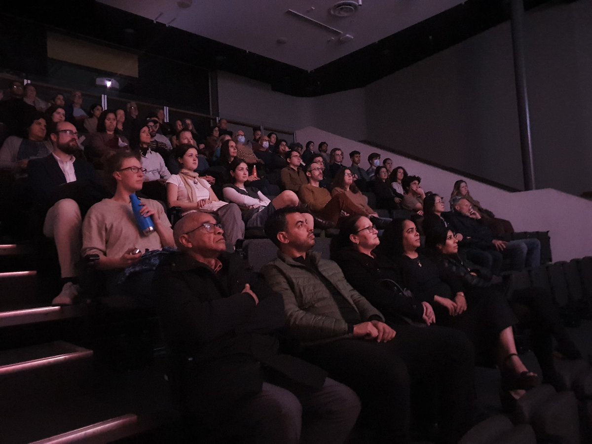 edgardovl2022's tweet photo. A sala llena presentamos la película cubana "Cuentos de Un Día Más" en el Festival de Cine de América Latina y España (#LASFF). El próximo jueves este largometraje abrirá el festival en Palmerston North, donde #Cuba es organizador del evento. Marcha bien nuestro LASFF 2023. https://t.co/yMRUGS0Hvd