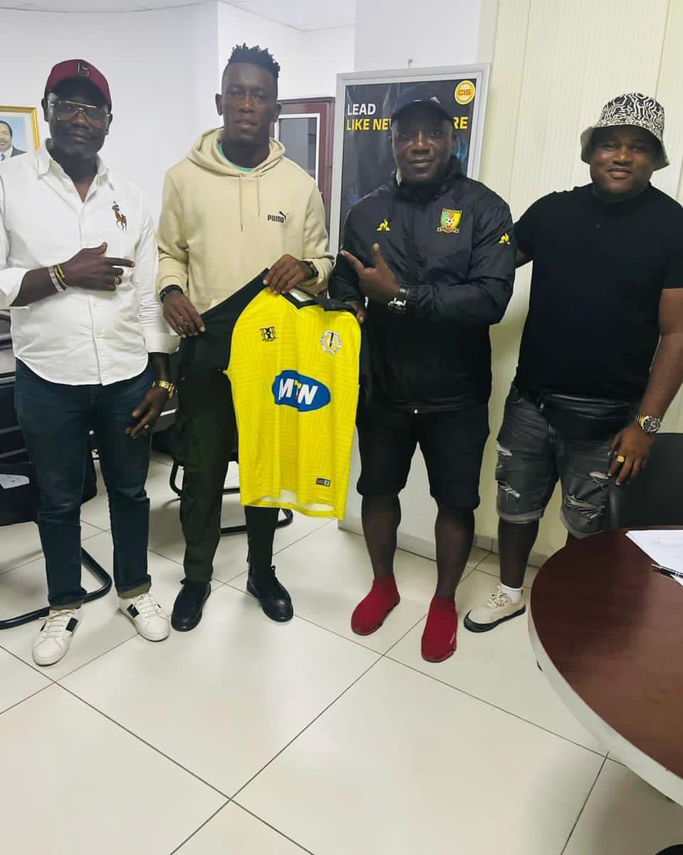 🇨🇲Anye Derrick returns to Cameroon and joins Dynamo FC of Douala who will participate in the Elite one championship next season.

Thhe former Cotonsport of Garoua’s defender leaves Maritzburg United FC and reportedly turned down huge offers from DR Congo giants.
#transfernew