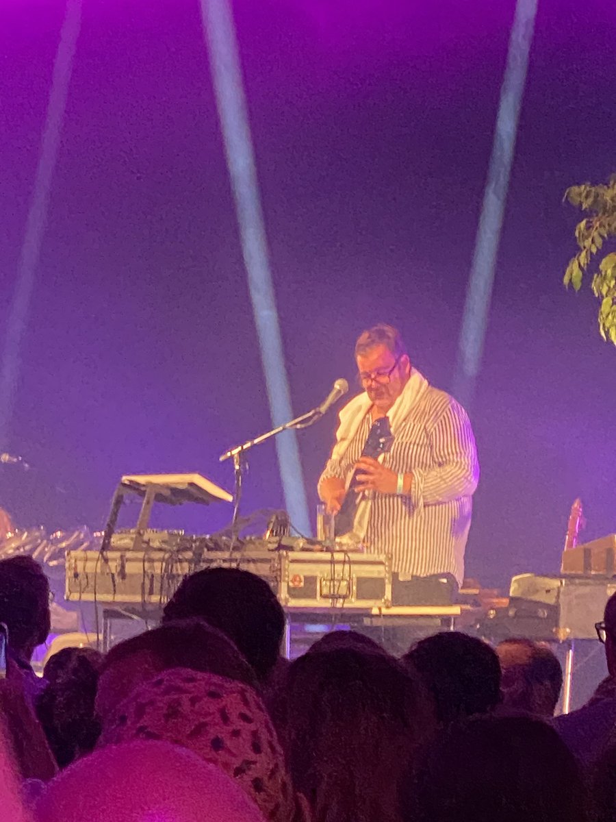 Disco-Tanzschritt-Macher - was für ein geiler Typ #erobique #easymobeasy