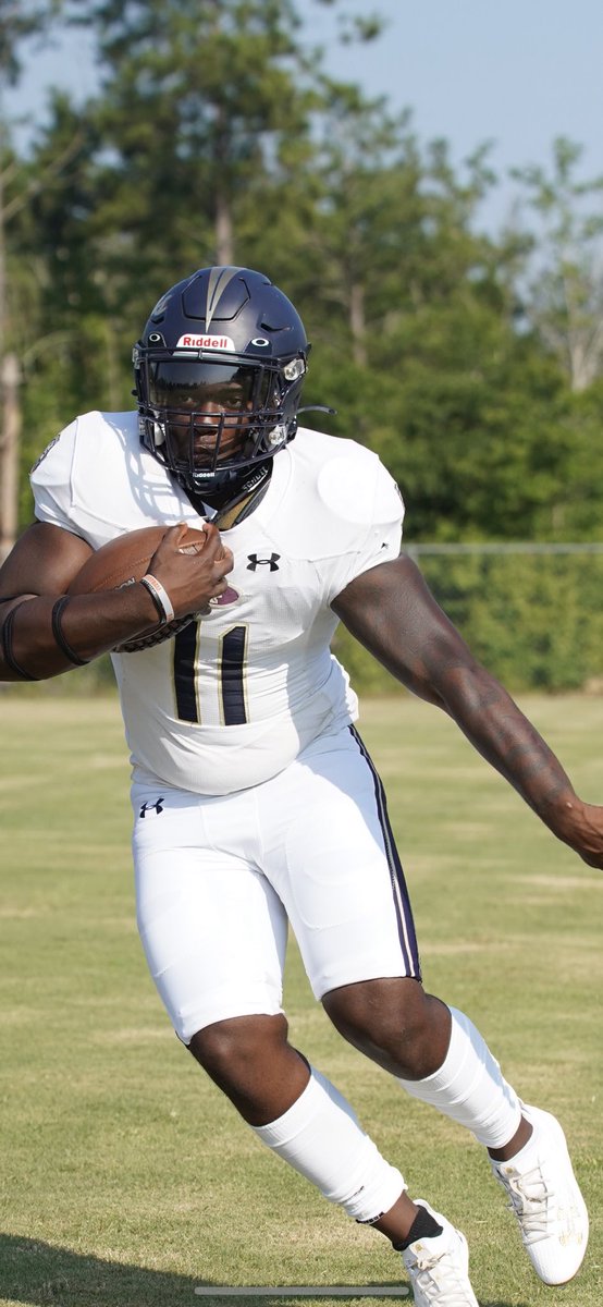 pigskinwnsp's tweet photo. Foley Sr. RB Kolton Nero already tops in state with 568 yards in just two games for the Lions. 

He was named our most recent @BryantBank Player of the Week. 

Now, it’s a huge 7A/1 matchup Friday night as Foley travels to Mary Montgomery. 

@FoleyLionsFB @edsco40 @NickWigggins https://t.co/vZ1vlyPxdK