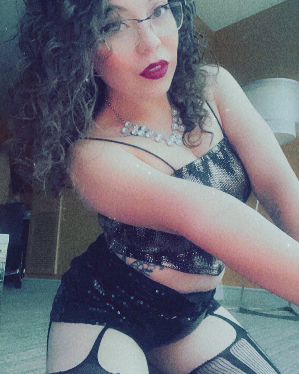 ItsHotMamaD's tweet photo. I fucking love Vegas 😇😈 https://t.co/S9uDq331kN