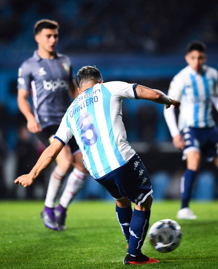 futbolscan's tweet photo. 📊🇨🇴Juanfer Quintero, entre los jugadores de Racing, vs Estudiantes:

➜ 1º en chances creadas [3]
➜ 1º en efectividad de pases al último tercio [100%]
➜ 1º en efectividad de pases hacia adelante [91%] https://t.co/NeHR3jCVlJ