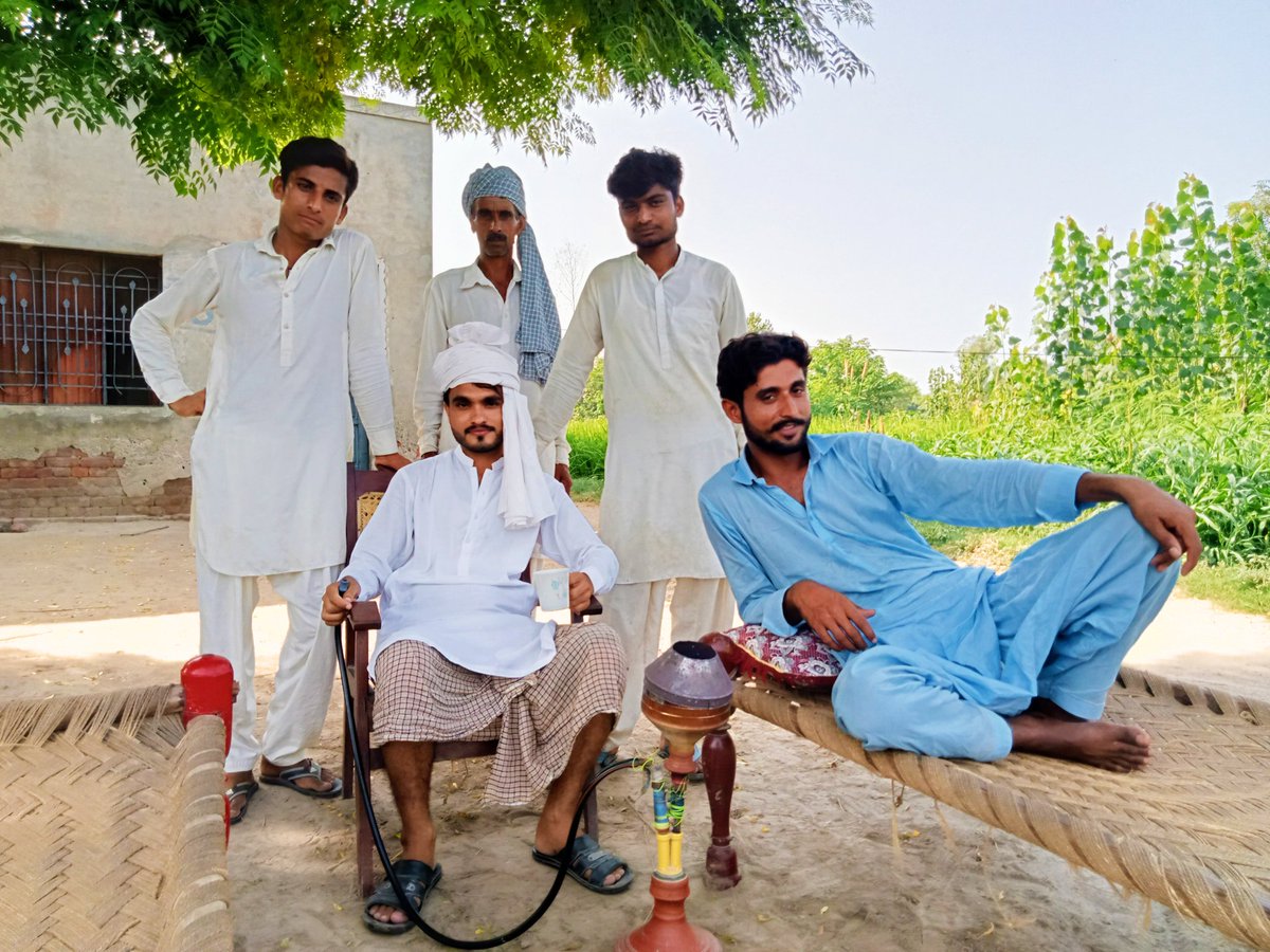 ChezaFun's tweet photo. دوستو آپ سب کی فرمائش پر 24 گھنٹے دیہاتی ویلج کسان بننے کا چیلنج بنا دیا۔ 

بہت جلد اورنگ زیب آفیشل یوٹیوب چینل پر مکمل ویلاگ آرہا ہے سبسکرائب ضرور سے کرلیں
#AurangzaibOfficial #aurangzaibtube #24HoursChallenge Aurangzaib Tube https://t.co/XeSJf9dr3B