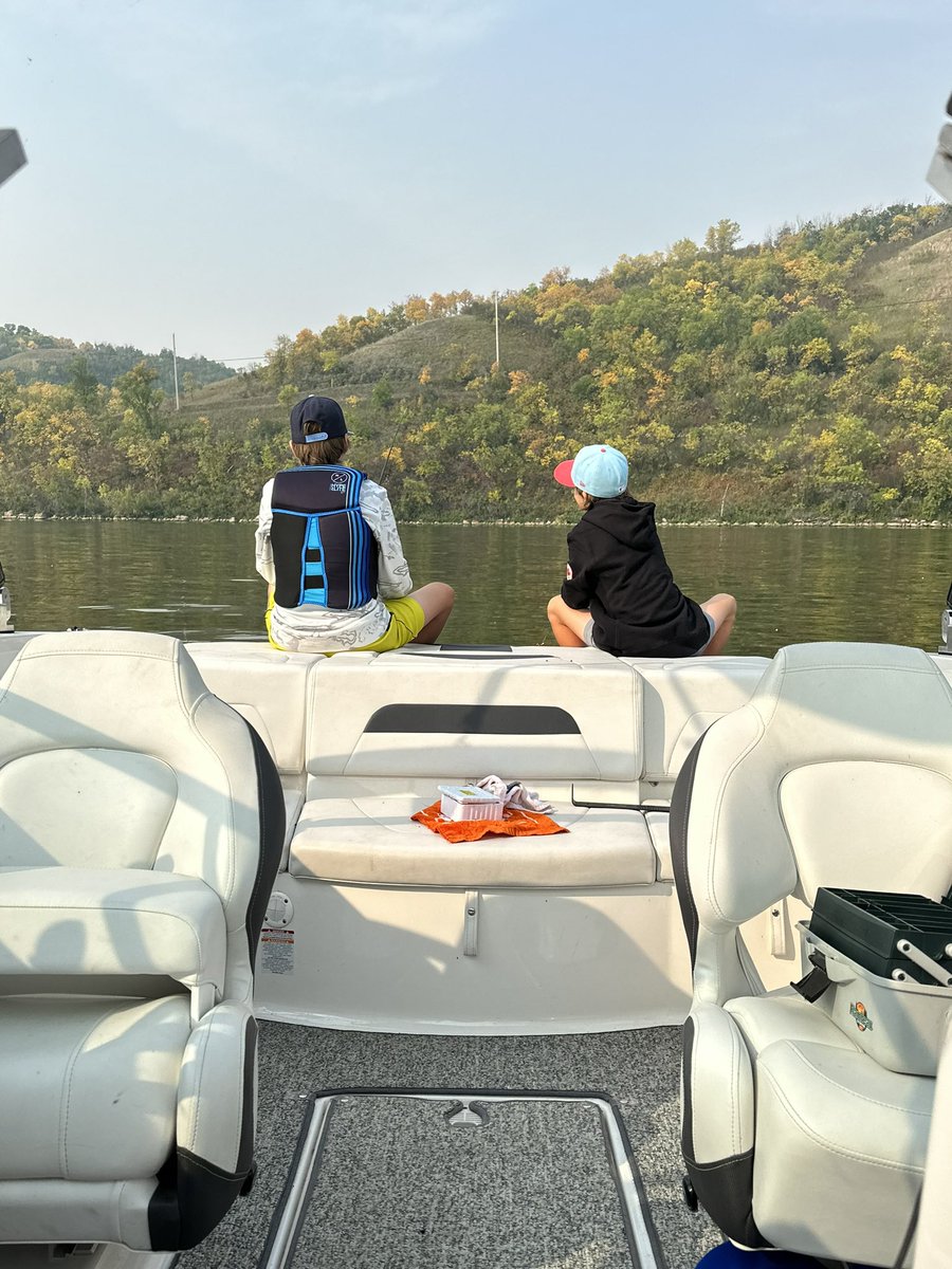 derver306's tweet photo. A nearly perfect Sunday to end summer at Katepwa https://t.co/N91tkhmU8M