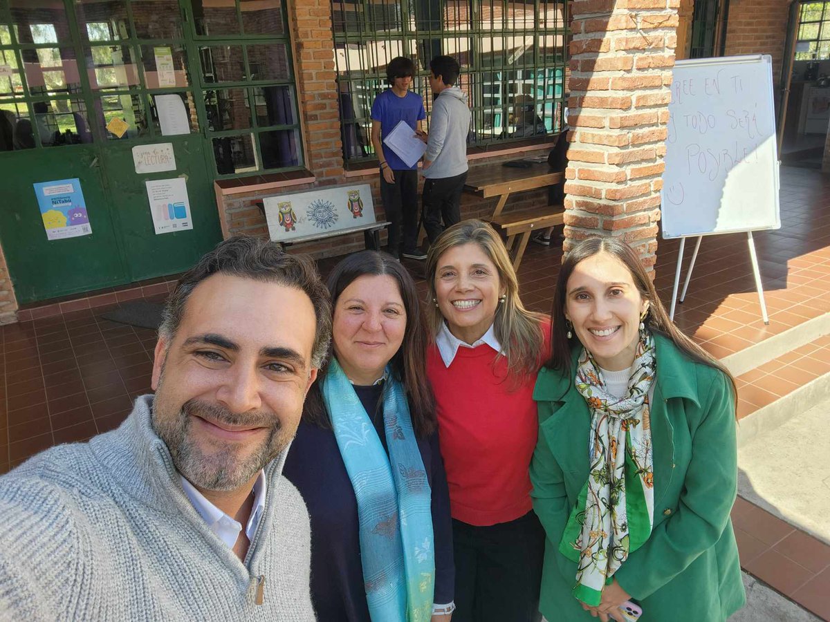 Mesa de Desarrollo Rural Colonia.<a href="/MGAPUruguay/">MGAP</a> Conchillas. Recibimos a la Dir. Nac BPS <a href="/DBarindelli15/">Daniela Barindelli</a> junto a DD Mgap <a href="/aguiarpatricia7/">Patricia Aguiar Caorsi</a>.
Muchas consultas evacuadas en cuánto a tributación y aportes.
Gran Reunión!!!!
Gran cantidad de Respuestas.
#descentraUy