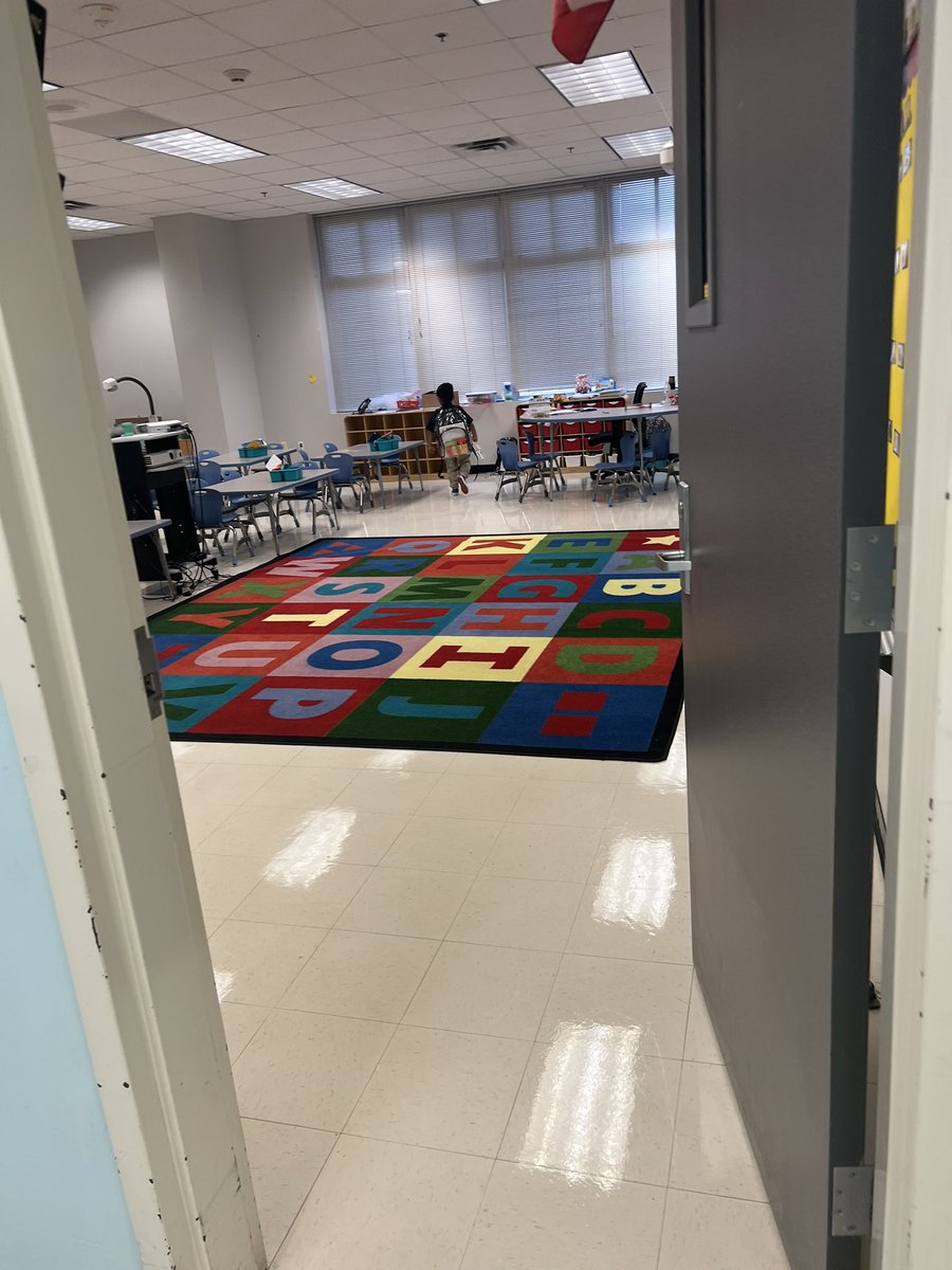 JasmineCDillard's tweet photo. What’s in a picture? My week’s highlight! This is a part of my why. This Student went from not being able to stay in class to being the first one in class and staying all day in the learning. I am excited to watch the continued growth of our @ShadydaleRams! 💗💗💗 #PathToAnA https://t.co/LnBDBBmv7J