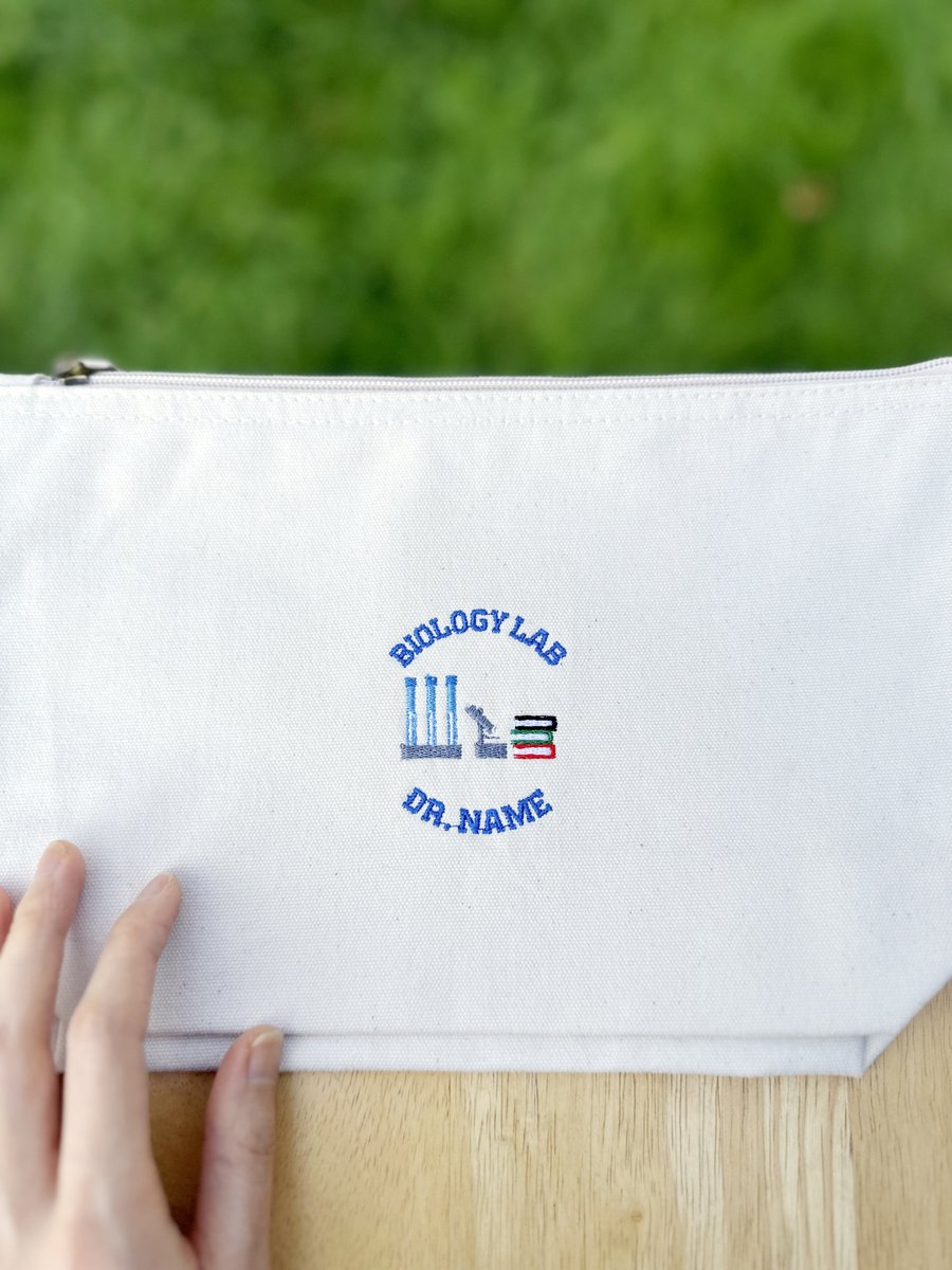 plushartlab's tweet photo. New bag designs added to shop- machine embroidered, you can change the text as you wish. https://t.co/afxpW8iDi0