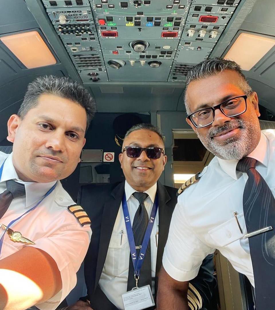 Aviation_Voice's tweet photo. SriLankan ❤️✈
#meninaviation https://t.co/4ztBohCawU