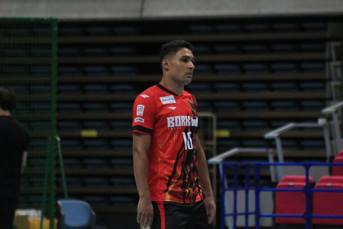 vv3vv_no25's tweet photo. #ボルクバレット北九州 
#Pacato 選手
#No18
#Fリーグ

素人はパカット選手の守備がやばすぎて
すごーいしか言葉がでませんでした←

パカット選手の守備見に #きてみた https://t.co/2mGy8cOD09