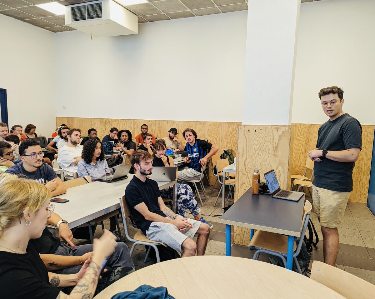 LaPlateformeIO's tweet photo. [RENTRÉE 2023] : Nos étudiants de 1e et 2e année de Bachelor, et de MSc DPO ont fait leur rentrée à @LaPlateformeIO aujourd'hui !
C'est parti pour une année pleine de promesse... 🎉
Et tout ça en gardant le cap vers 2025 et l’ouverture de notre futur campus 🙌🏽 https://t.co/PdMgBwNG5b