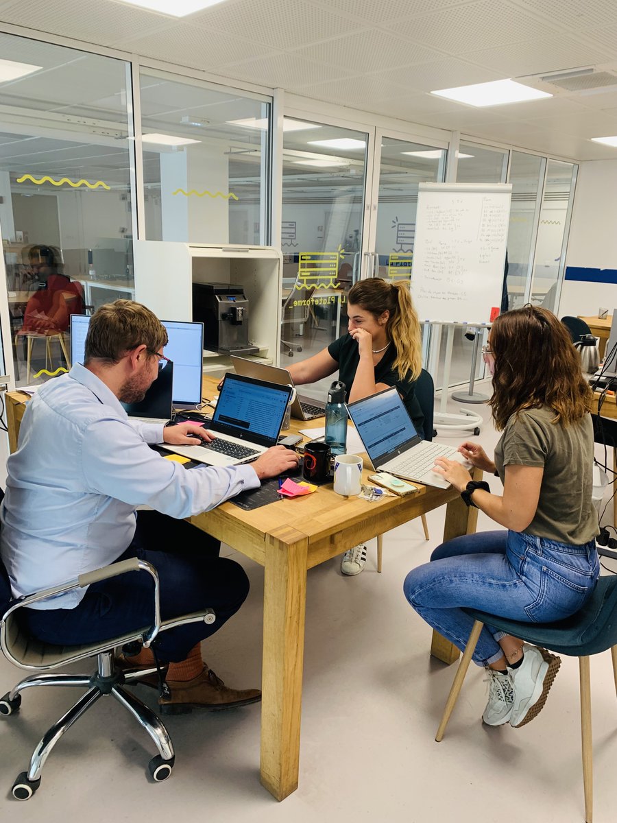 LaPlateformeIO's tweet photo. [RENTRÉE 2023] : Nos étudiants de 1e et 2e année de Bachelor, et de MSc DPO ont fait leur rentrée à @LaPlateformeIO aujourd'hui !
C'est parti pour une année pleine de promesse... 🎉
Et tout ça en gardant le cap vers 2025 et l’ouverture de notre futur campus 🙌🏽 https://t.co/PdMgBwNG5b