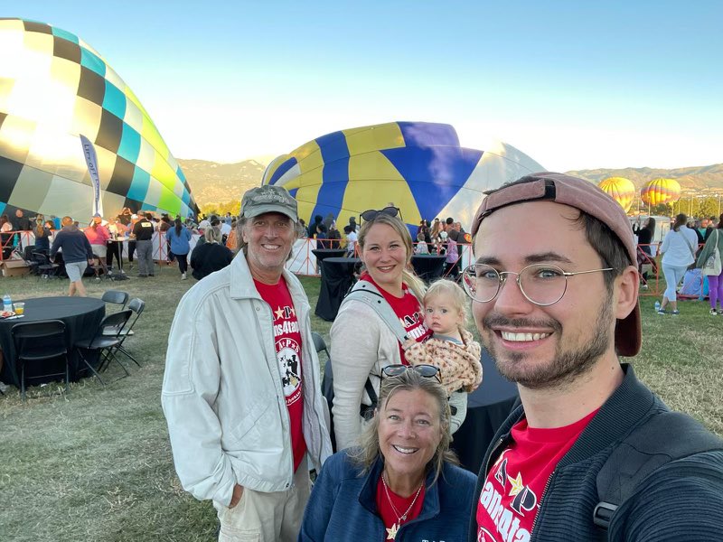 We are so grateful to the wonderful and generous team at #HotAppleProductions for hosting a @TAPSorg family for today’s Military Appreciation at the Labor Day Lift Off in Colorado Springs 🇺🇸🎈Wow, this is so special!