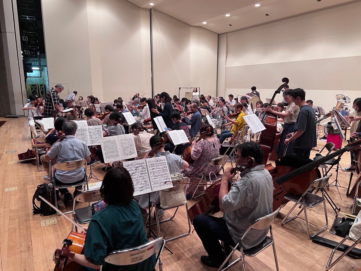 kcpo_osaka's tweet image. 演奏会まであと2週間💦強化練習とともに広報も強化していきます♬ ちなみに当団の強化練習は、２日間にかけてやります！（合宿もやってました🛌）トゥッティやセクションやったりを掛け合わせて、クオリティを爆上げしていきます🚀 #関西シティフィル  #KCPO #強化練習 #演奏会きてね