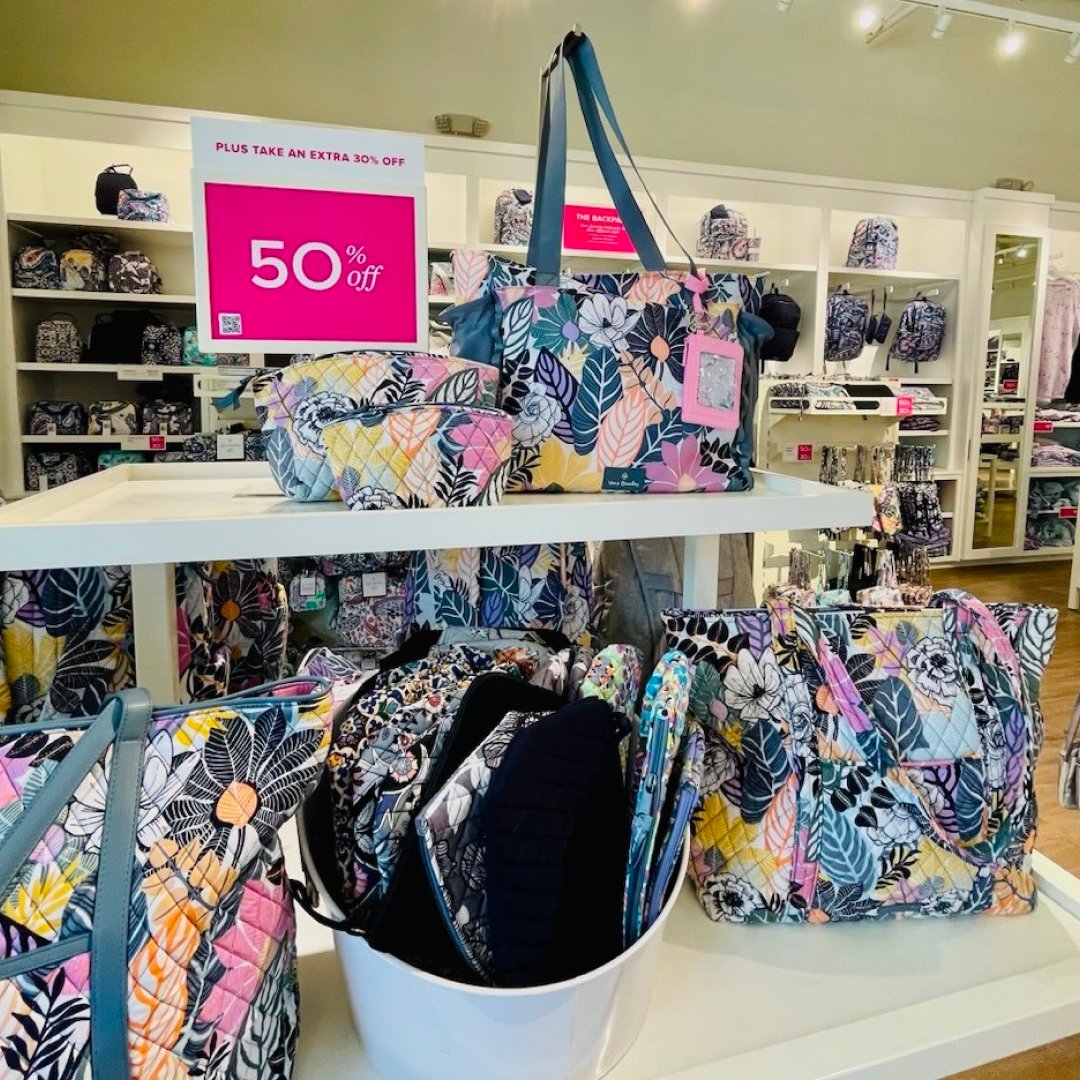 Tanger Outlets tweet media