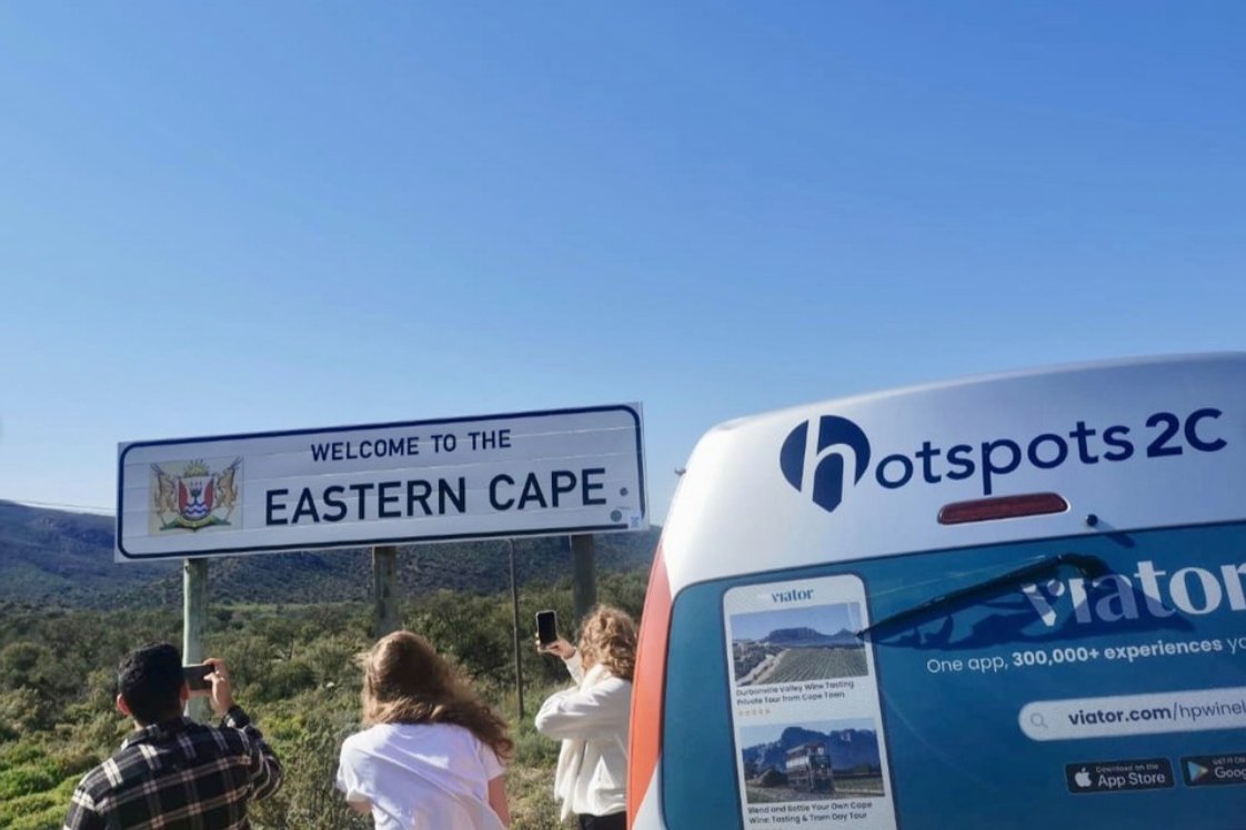 hotspots2c's tweet image. 🖐 𝐋𝐄𝐓 𝐌𝐄 𝐓𝐄𝐋𝐋 𝐘𝐎𝐔 𝐒𝐎𝐌𝐄𝐓𝐇𝐈𝐍𝐆 😱 wait.. For those thinking &quot;what the #gardenroute!?&quot; and if you&apos;ve never heard of this ultimate road trip destination &amp;gt; come explore it with us ?😂
|📸: guide Ulrich &amp;amp; Jose

#southafricatours #tour2cchange #freetobesouthafrica