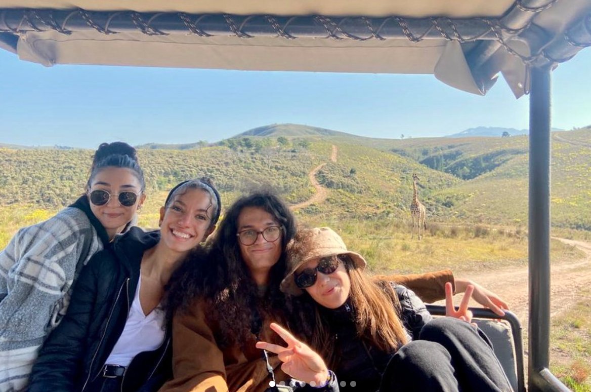 hotspots2c's tweet image. 🖐 𝐋𝐄𝐓 𝐌𝐄 𝐓𝐄𝐋𝐋 𝐘𝐎𝐔 𝐒𝐎𝐌𝐄𝐓𝐇𝐈𝐍𝐆 😱 wait.. For those thinking &quot;what the #gardenroute!?&quot; and if you&apos;ve never heard of this ultimate road trip destination &amp;gt; come explore it with us ?😂
|📸: guide Ulrich &amp;amp; Jose

#southafricatours #tour2cchange #freetobesouthafrica