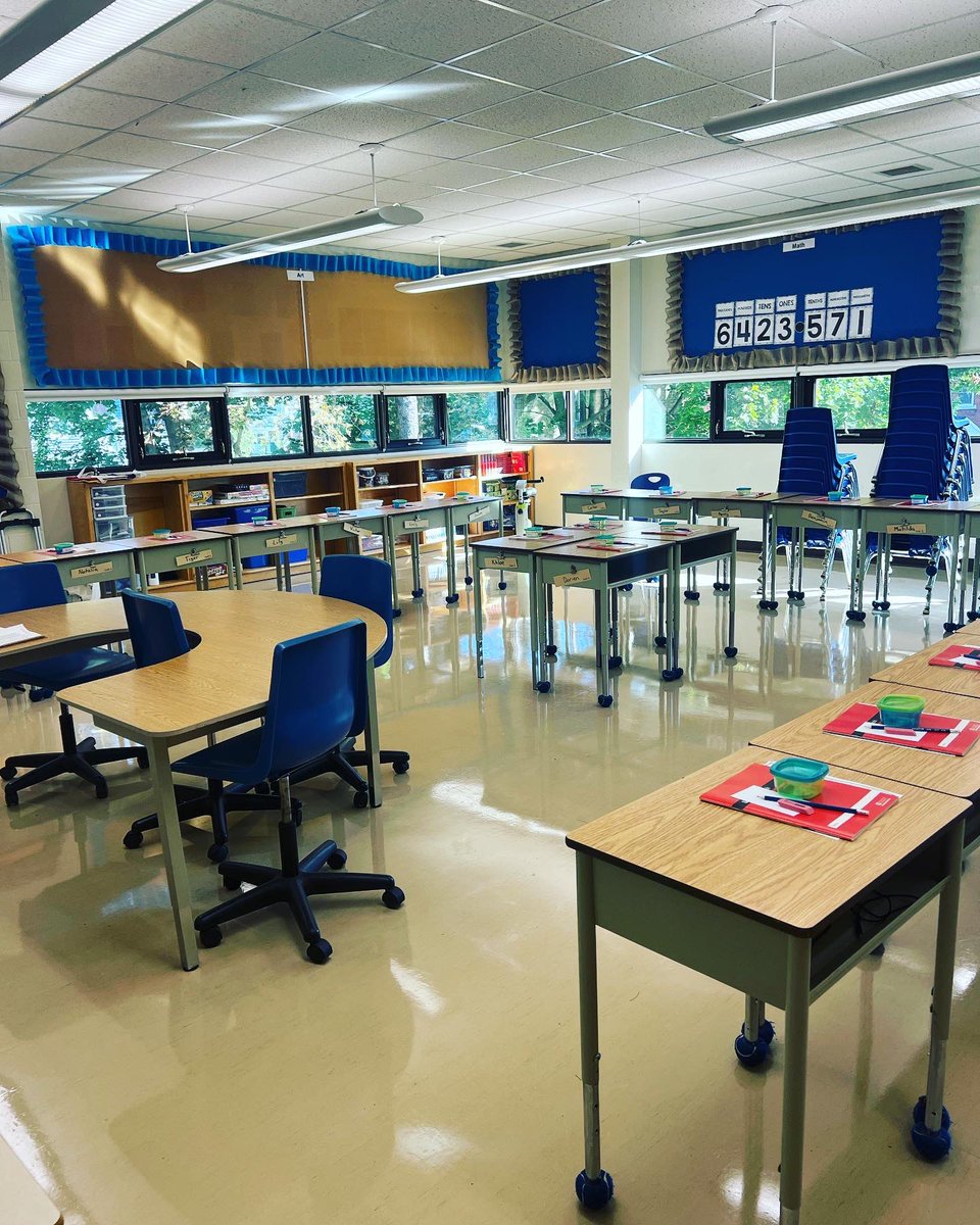 Sparkle and shine!  It’s quiet in the school today but it won’t be soon. We can’t wait to see you Sharks!  A special thank you to our caretakers Mr. Near and Mr. Molenhuis for all of their work to get the school ‘first day’ ready. See you soon! ❤️🦈