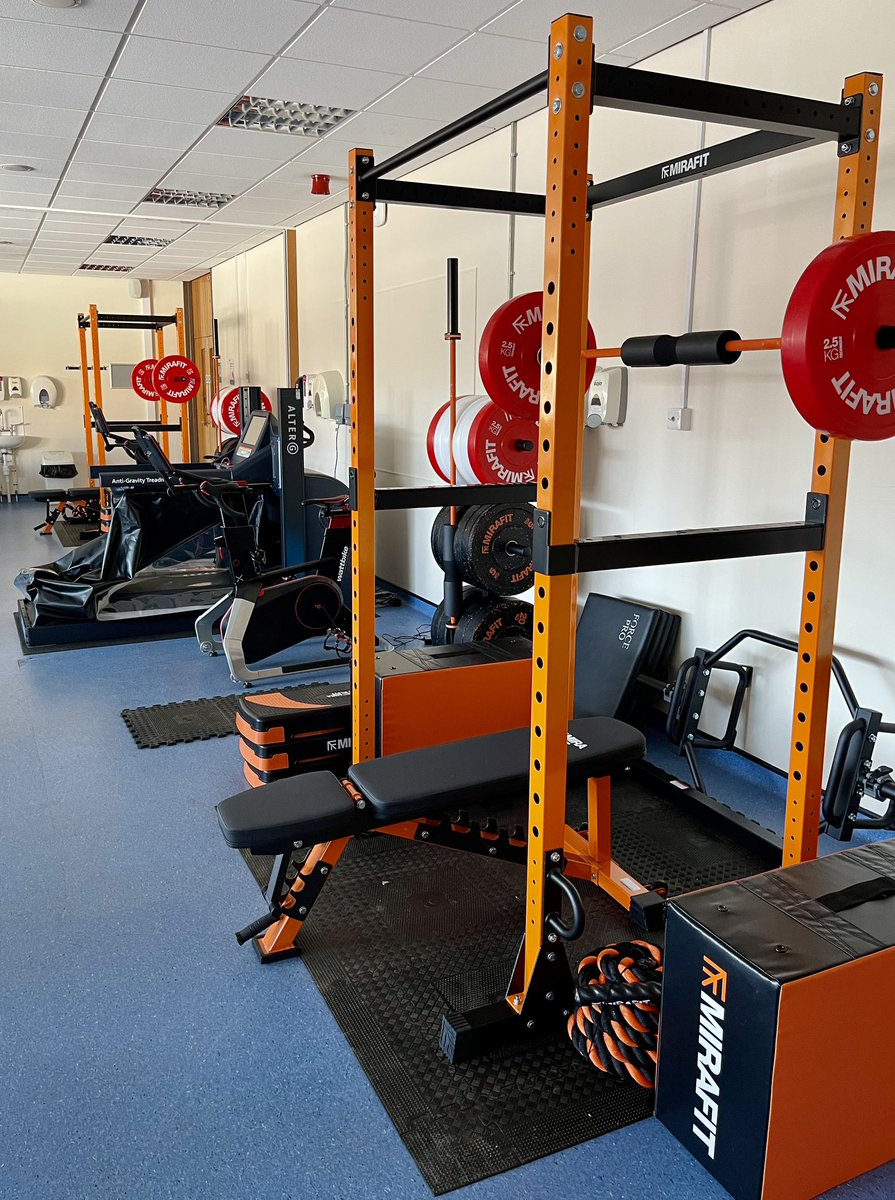 mossyrehab's tweet image. Great to see the @BASRaTorg @UoNSportRehab @UoN_SHS @UoNSkills clinical room with new @MirafitOfficial equipment alongside the @therabody Theraguns and Wave rollers, @Sports_Medical AlterG, @wattbike Atoms and @rocktapeuk Rockblades. #newacademicyear #sportrehab
