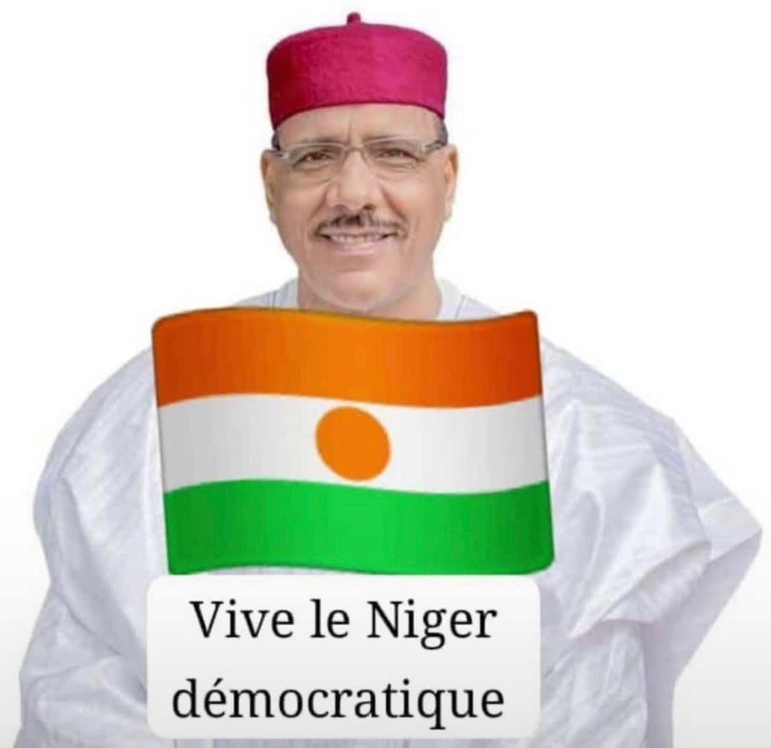 "Pour certains jeunes de ma génération, l'engagement en politique procédait d'un devoir irrépressible intimant littéralement au sacrifice. Ainsi, le chemin qui nous était assigné loin de laisser entrevoir les portes du pouvoir, nous orientait vers des objectifs de combat pour 1/2