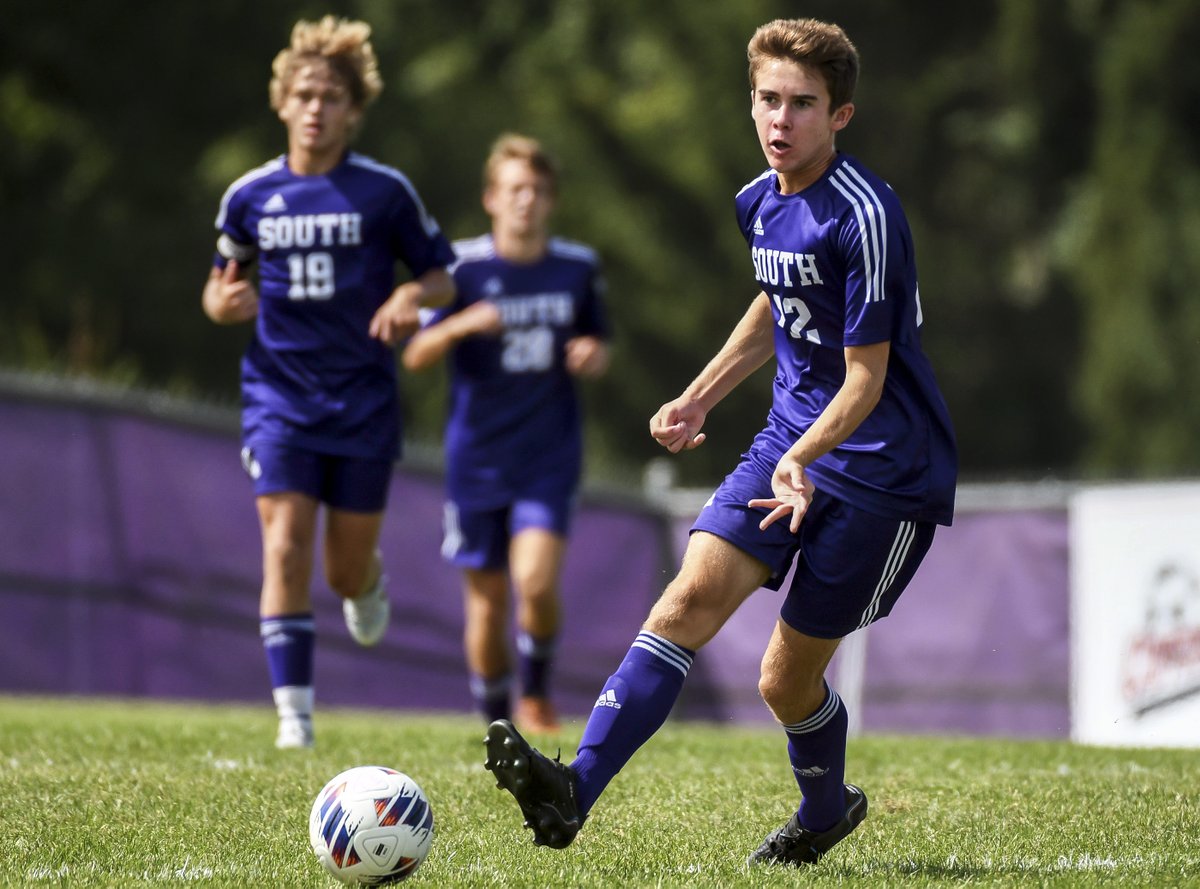 hank 🇰🇷 (@brian_haenchen) on Twitter photo ⚽️⭐️: Addy Berry, <a href="/LadyArtieSoccer/">Martinsville Girls Soccer</a>; Tom Henry Berry, <a href="/BHSS_Athletics/">Bloomington South Panthers</a>; Charlie Cole, <a href="/mvmarauders/">Mt. Vernon Athletics</a>; Micah Colvin, <a href="/Heights_soccer/">Drew</a>; <a href="/aiden_helfer/">Aiden Helfer-Vázquez</a>, <a href="/SGBSoccer/">SHS Boys Soccer</a>; Paxton Holmes, <a href="/NP_DragonSoccer/">New Palestine High School Men's Soccer</a>; Alexa LaPorte, <a href="/whitelandsports/">Whiteland Athletics</a>.
🗳️➡️noon, Friday: indystar.com/story/sports/h… ⚽️⭐️: Addy Berry, <a href="/LadyArtieSoccer/">Martinsville Girls Soccer</a>; Tom Henry Berry, <a href="/BHSS_Athletics/">Bloomington South Panthers</a>; Charlie Cole, <a href="/mvmarauders/">Mt. Vernon Athletics</a>; Micah Colvin, <a href="/Heights_soccer/">Drew</a>; <a href="/aiden_helfer/">Aiden Helfer-Vázquez</a>, <a href="/SGBSoccer/">SHS Boys Soccer</a>; Paxton Holmes, <a href="/NP_DragonSoccer/">New Palestine High School Men's Soccer</a>; Alexa LaPorte, <a href="/whitelandsports/">Whiteland Athletics</a>.
🗳️➡️noon, Friday: indystar.com/story/sports/h…