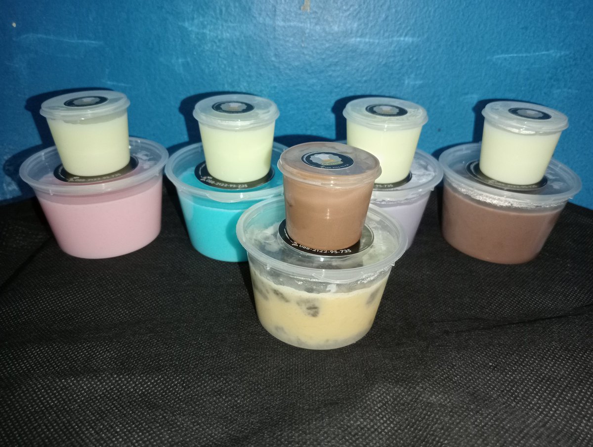 Ameliahamid85's tweet photo. Pud-tastic memperkenalkan silky pudding 5 variant...yg minat boleh DM atau lgsung hub no tertera❤️❤️ ga kalah lembut lho sm puyo,karna emg terinspirasi dr puyo cm beda di fla ajaa...kuat d kulkas 4 hari,area jaksel yoo..untuk harga hanya 5k saja😘 https://t.co/kf8mKeUhBk