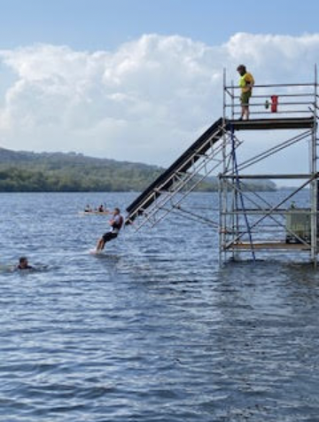 gorillauk's tweet photo. We set up some scaffolding obstacles for Rat Race’s final #ManVsMountain. The concluding event offered participants a thrilling experience &amp; our obstacles added to the action, where participants encountered a slide into a quarry &amp; a walk the plank quarry jump into another quarry! https://t.co/KdKaLnHUJy